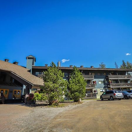 Griz Inn By Stayin Fernie Exterior photo
