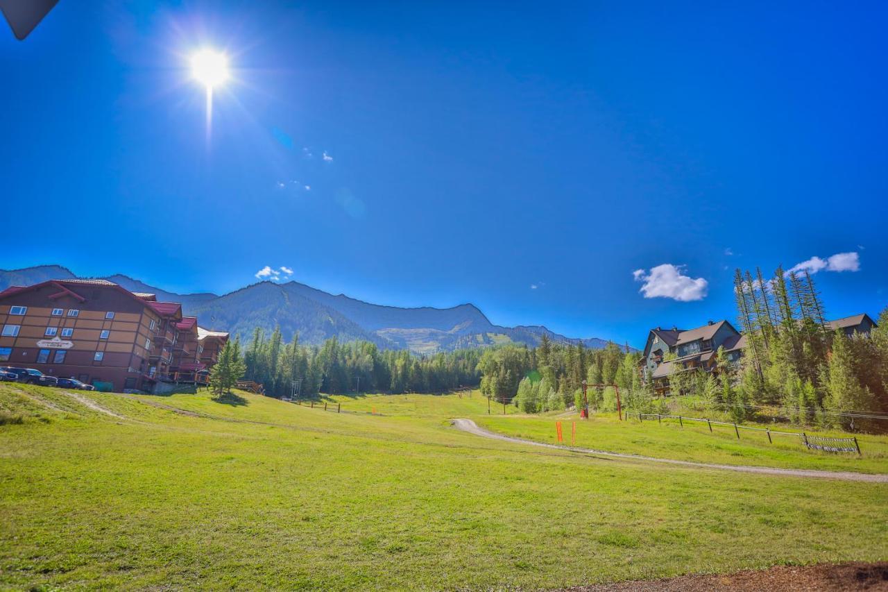 Griz Inn By Stayin Fernie Exterior photo